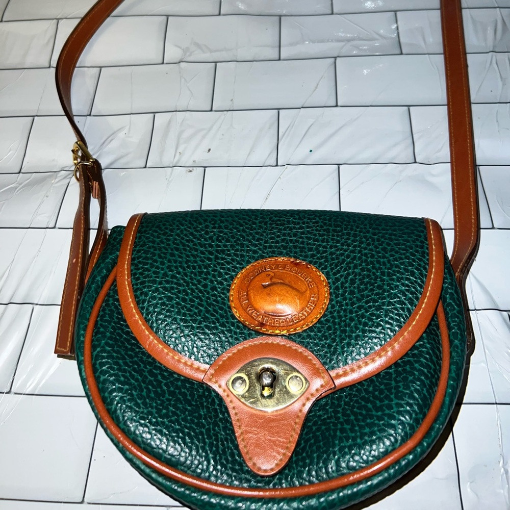 Dooney&bourke rare cross shoulder bag